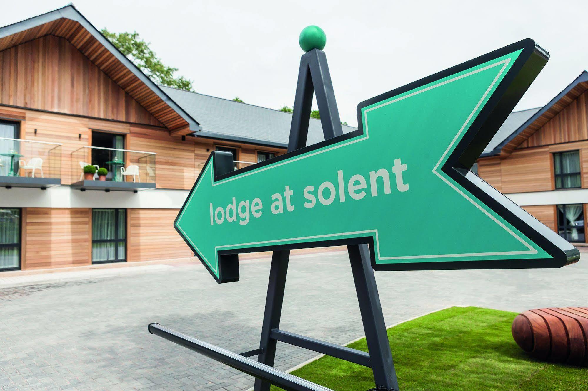 Lodge At Solent Fareham Eksteriør bilde